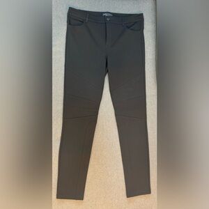 Vince Moto Leggings. Charcoal Gray. Skinny Stretch. Size 10.